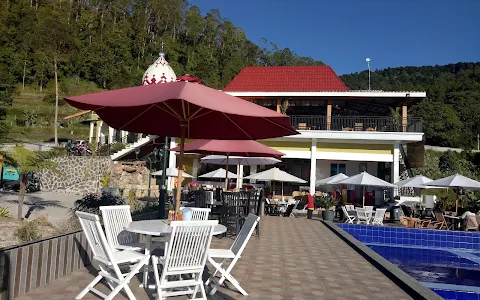 Mbah Djoe Resort image