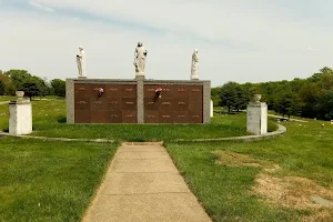 Cedar Hill Cemetery image