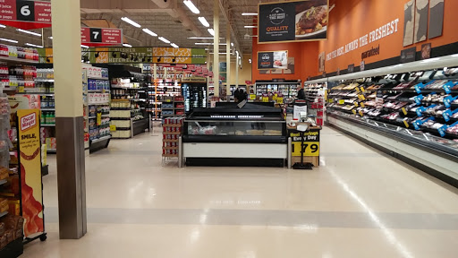 Grocery Store «Hannaford Supermarket», reviews and photos, 5 Hannaford Dr, York, ME 03909, USA