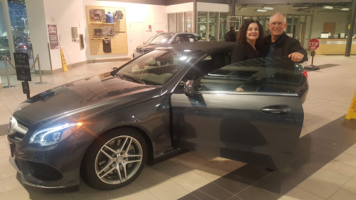 Mercedes Benz Dealer «Mercedes-Benz of Bellevue», reviews and photos, 11850 Bel-Red Rd, Bellevue, WA 98005, USA