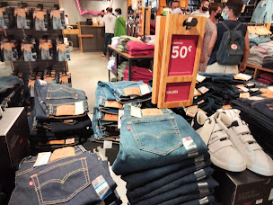 Photo n°5 de Nailloux Outlet Village à Nailloux ()