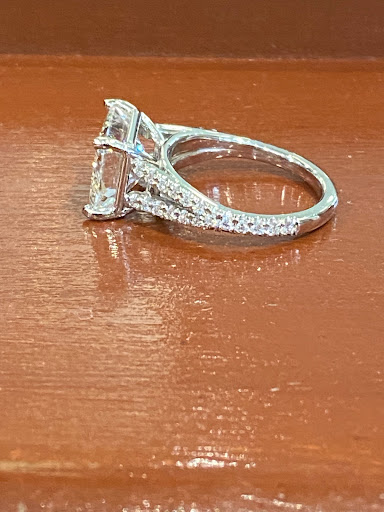 Jewelry Store «NAGI Jewelers», reviews and photos, 828 High Ridge Rd, Stamford, CT 06905, USA