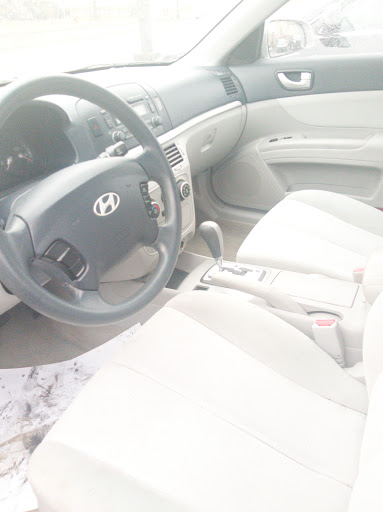 Used Car Dealer «Car Source», reviews and photos, 5821 Sheridan Rd, Kenosha, WI 53140, USA