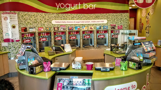 Ice Cream Shop «Menchies Glynn Isles Market», reviews and photos, 712 Glynn Isle, Brunswick, GA 31525, USA