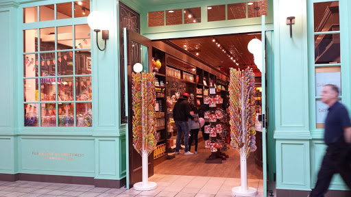 Shopping Mall «Alderwood Mall», reviews and photos, 3000 184th St SW, Lynnwood, WA 98037, USA