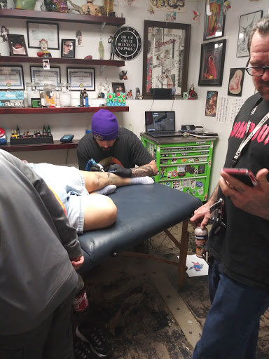 Tattoo Shop «Skin Addiction Tattoo Studio», reviews and photos, 7558 SE 15th St, Midwest City, OK 73110, USA