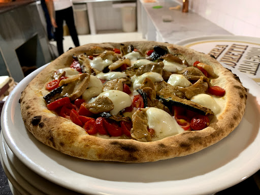 Sikania Ristorante Pizzeria bed & breakfast in Comiso, Libero consorzio comunale di Ragusa