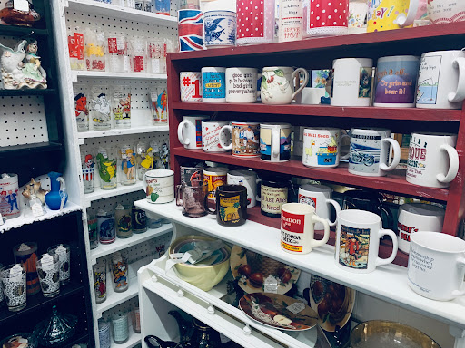 Antique Store «Treasures At Century Plaza», reviews and photos, 3702 Century Dr, Fort Smith, AR 72903, USA