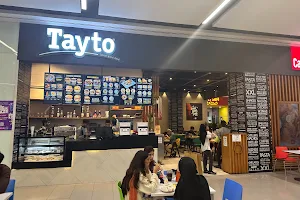 Tayto Cafe - Emporium Mall image