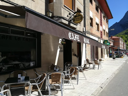 Cafetería La Caja - Calle Dr. García Miranda, 6, 33111 San Martín, Asturias, Spain
