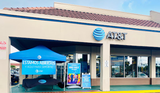 Cell Phone Store «AT&T», reviews and photos, 1332 N John Young Pkwy, Kissimmee, FL 34741, USA
