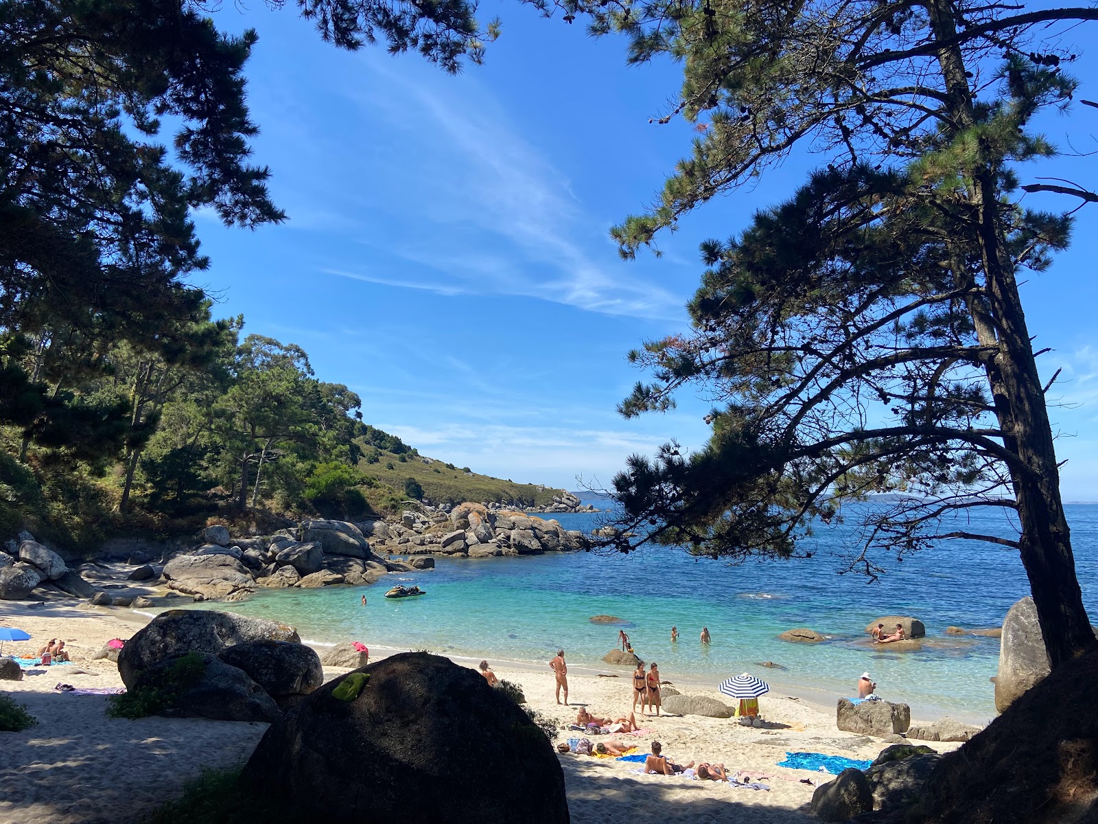 Photo de Pedron Beach avec un niveau de propreté de très propre