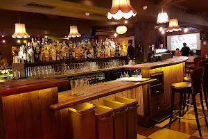 Lilly's Bar & Kitchen