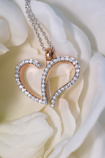 Jewelry Store «T-Bird Jewels Jewelry Store», reviews and photos, 1990 Village Center Cir, Las Vegas, NV 89134, USA