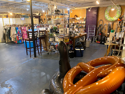 Thrift Store «Lifelong Thrift store», reviews and photos, 312 Broadway E, Seattle, WA 98102, USA