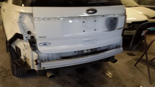 Auto Body Shop «Maaco Collision Repair & Auto Painting», reviews and photos, 252 Commonwealth Dr, Carol Stream, IL 60188, USA