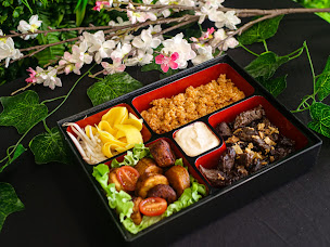 Photo n°12 de Le Bus Savane & Mousson à Paris ()