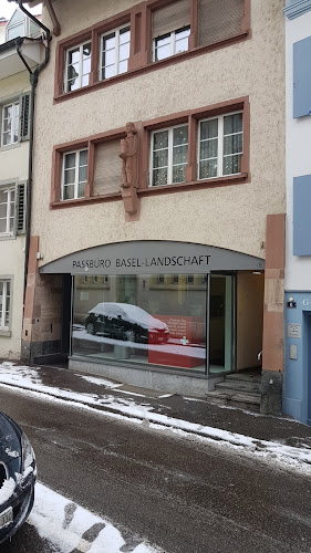 Rezensionen über Passbüro Basel-Landschaft in Liestal - Bank