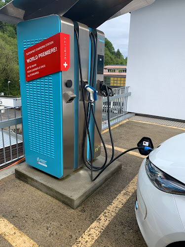 Rezensionen über swisscharge.ch Charging Station in Kriens - Tankstelle