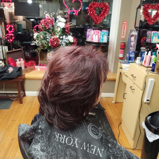 Beauty Salon «Village Hair Salon», reviews and photos, 55 W Main St, Goshen, NY 10924, USA