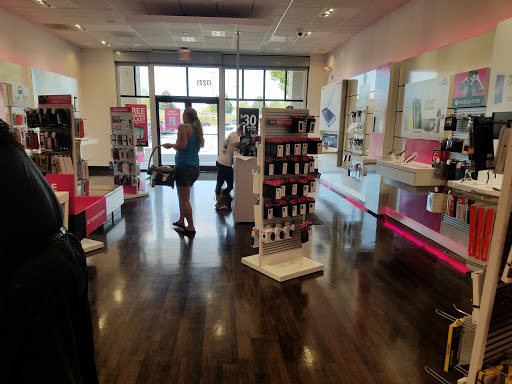 Cell Phone Store «T-Mobile», reviews and photos, 17221 Cole Rd, Hagerstown, MD 21740, USA