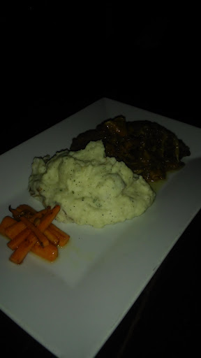 Bar & Grill «10th Street Live Bar & Grill», reviews and photos, 104 N 10th St, Kenilworth, NJ 07033, USA