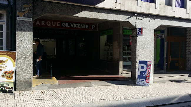 Avaliações doParque Gil Vicente em Guimarães - Estacionamento