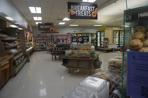 Grocery Store «Super Stop & Shop», reviews and photos, 316 Grove St, Braintree, MA 02184, USA