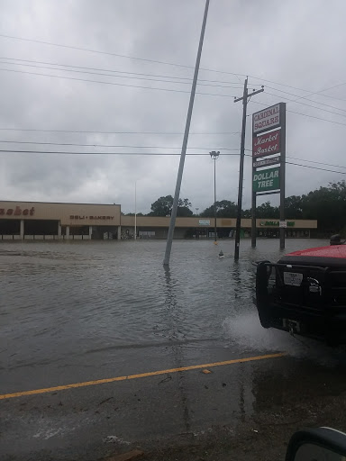 Grocery Store «Market Basket», reviews and photos, 2005 Texas Ave, Bridge City, TX 77611, USA