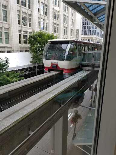 Department Store «Saks OFF 5TH», reviews and photos, 7489 SW Bridgeport Rd, Tigard, OR 97224, USA