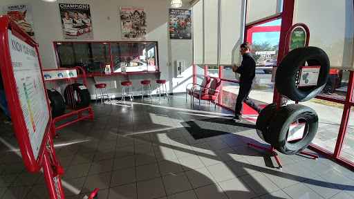 Tire Shop «Discount Tire Store - Clermont, FL», reviews and photos, 16407 FL-50, Clermont, FL 34711, USA