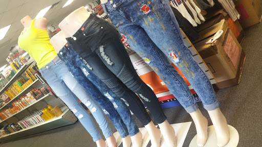 Beauty Supply Store «H M Beauty Supply», reviews and photos, 10344 S Halsted St, Chicago, IL 60628, USA