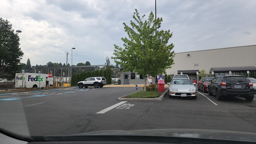 Mailing Service «FedEx Ground», reviews and photos, 6447 N Cutter Cir, Portland, OR 97217, USA