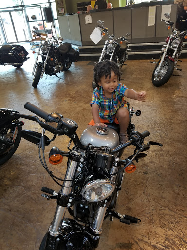 Harley-Davidson Dealer «Rawhide Harley-Davidson», reviews and photos, 725 N Rawhide, Olathe, KS 66061, USA