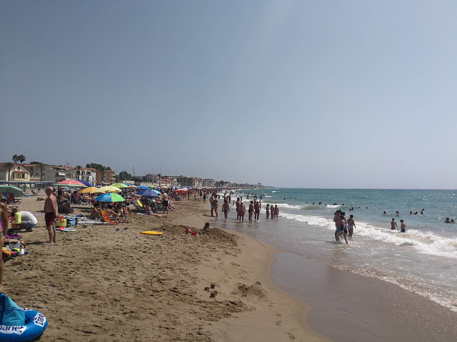 Fotografie cu Playa de Sant Salvador și așezarea