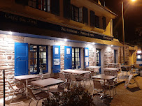 Atmosphère du Restaurant Le Café du Port | La Forêt-Fouesnant à La Forêt-Fouesnant - n°2