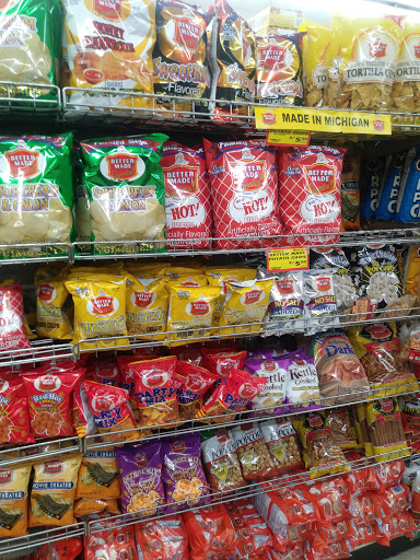 Grocery Store «Foodland», reviews and photos, 18880 W 8 Mile Rd, Southfield, MI 48075, USA