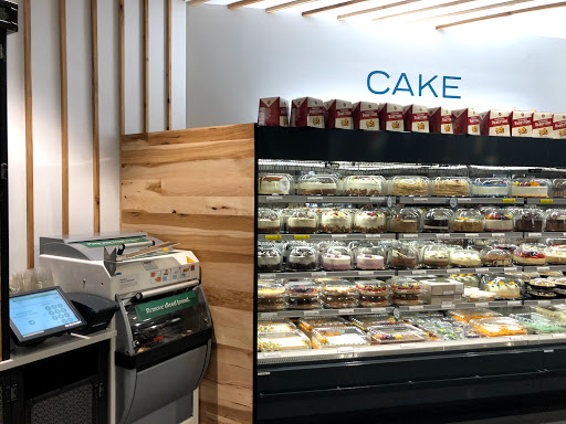 Grocery Store «Whole Foods Market», reviews and photos, 7511 Leesburg Pike, Falls Church, VA 22043, USA