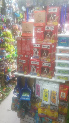 Pet Supply Store «ABC Pet Supply», reviews and photos, 240 Prospect Park West # A, Brooklyn, NY 11215, USA