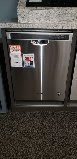 Appliance Store «Famous Tate Appliance & Bedding Centers», reviews and photos, 8317 N Armenia Ave, Tampa, FL 33604, USA