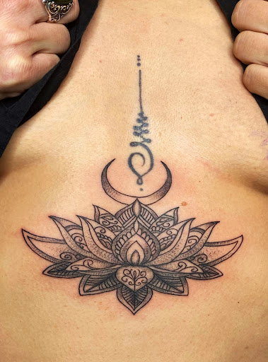 Explore tattoo ideas palm trees, creative tattoo ideas in Charleston, available at The Edge Tattoo Studio