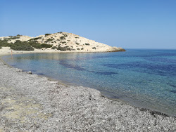 Livadia beach'in fotoğrafı biraz temiz temizlik seviyesi ile