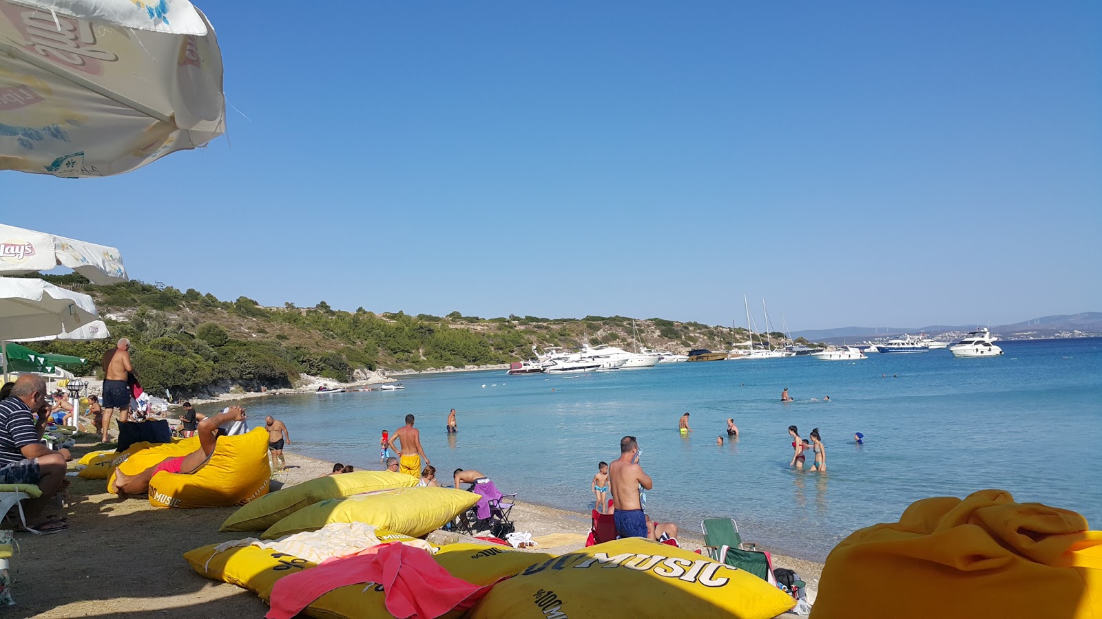 Sera Beach'in fotoğrafı kısmen tatil bölgesi