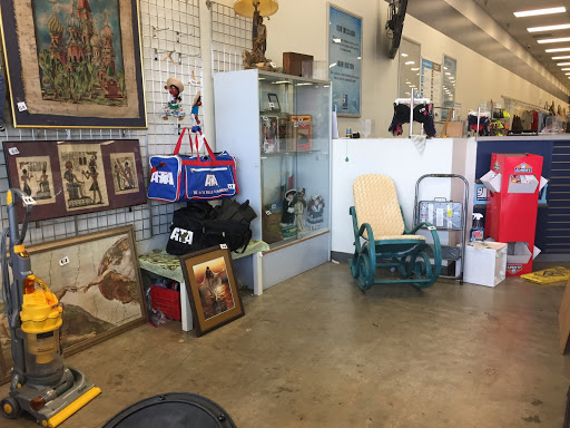 Thrift Store «Goodwill Central Texas - Georgetown», reviews and photos, 3010 Williams Dr #137, Georgetown, TX 78628, USA