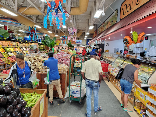 Grocery Store «Bravo Supermarkets», reviews and photos, 6767 Pembroke Rd, Pembroke Pines, FL 33023, USA