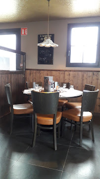 Atmosphère du Restaurant français Restaurant Le Comptoir du Malt Mers les Bains - n°3