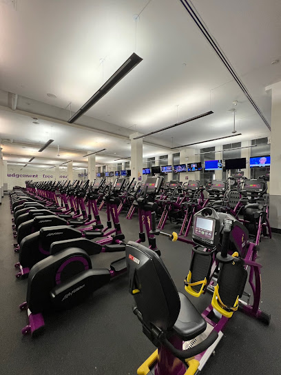 Planet Fitness - 423 W 55th St, New York, NY 10019