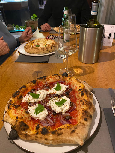 Pizzeria Giulio Cesare in Novara, Provincia di Novara