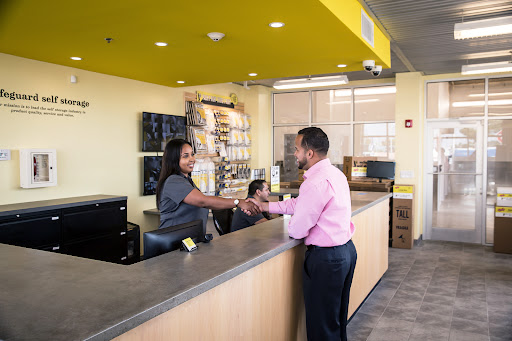 Self-Storage Facility «Safeguard Self Storage», reviews and photos, 3-7 Valley Ave, Elmsford, NY 10523, USA