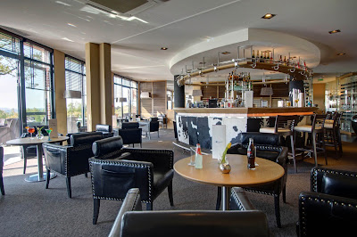 Najeti Bar au 9 à Acquin-Westbécourt